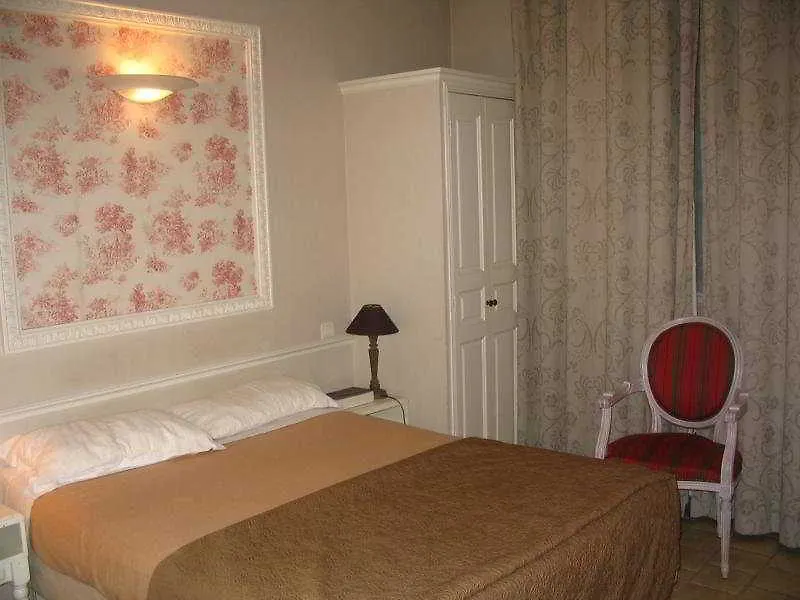 Louvre Piemont 4*