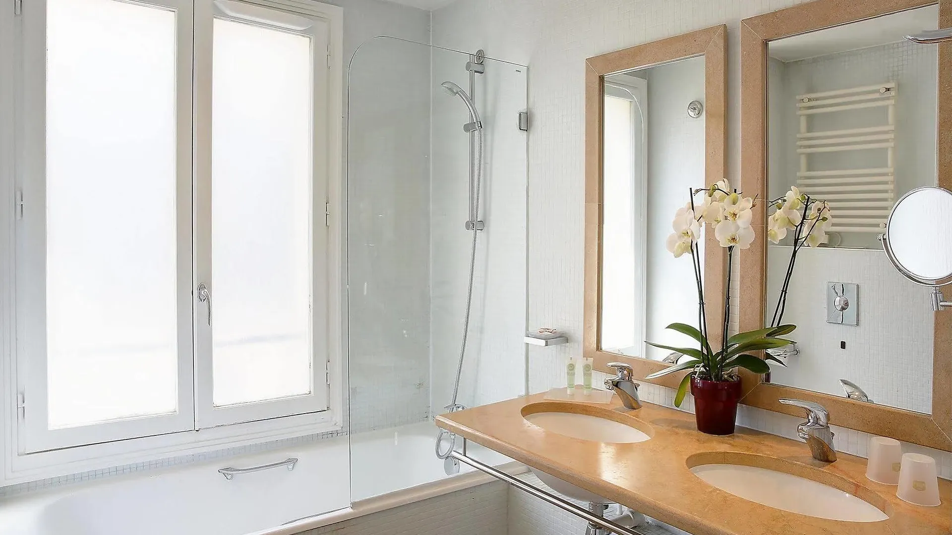 Hotel Louvre Piemont 4*