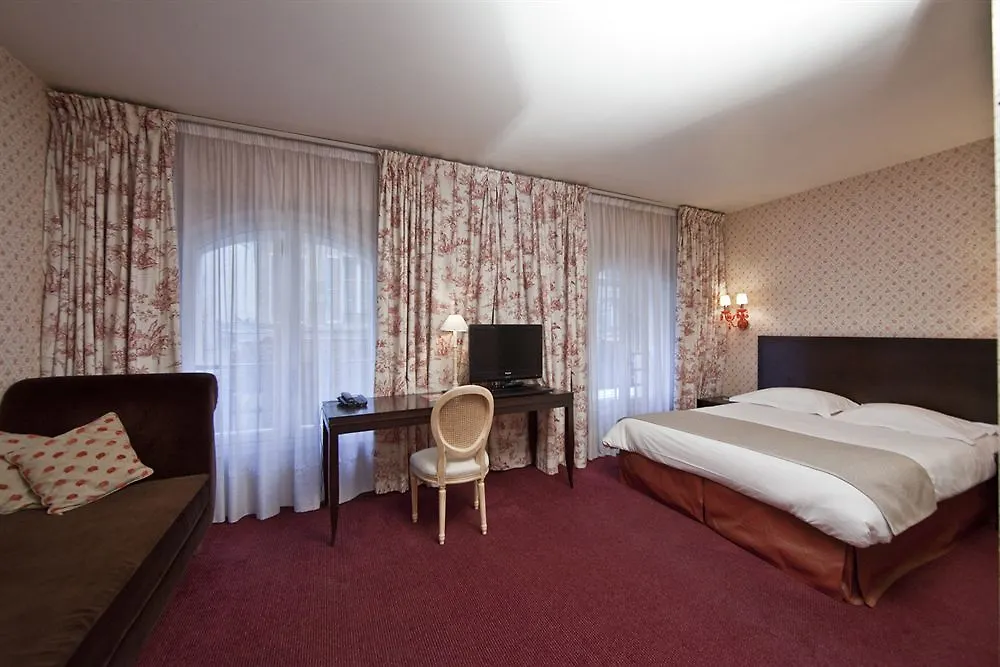Hotell Louvre Piemont 4*